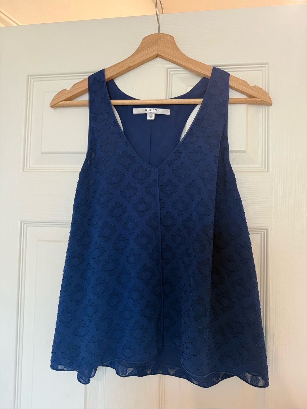 GUESS Women's Navy Blue Sleeveless Lace Tank
